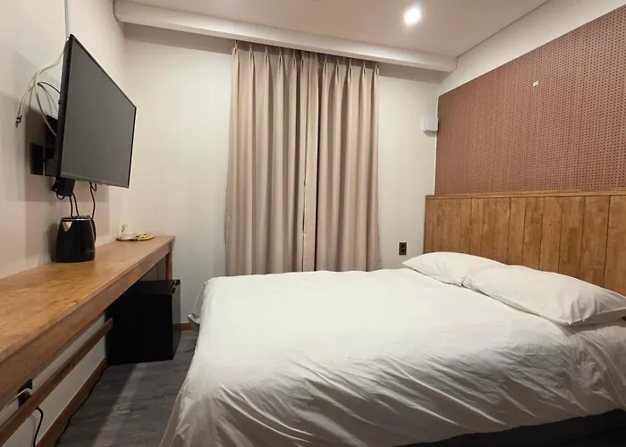 Ara Hotel